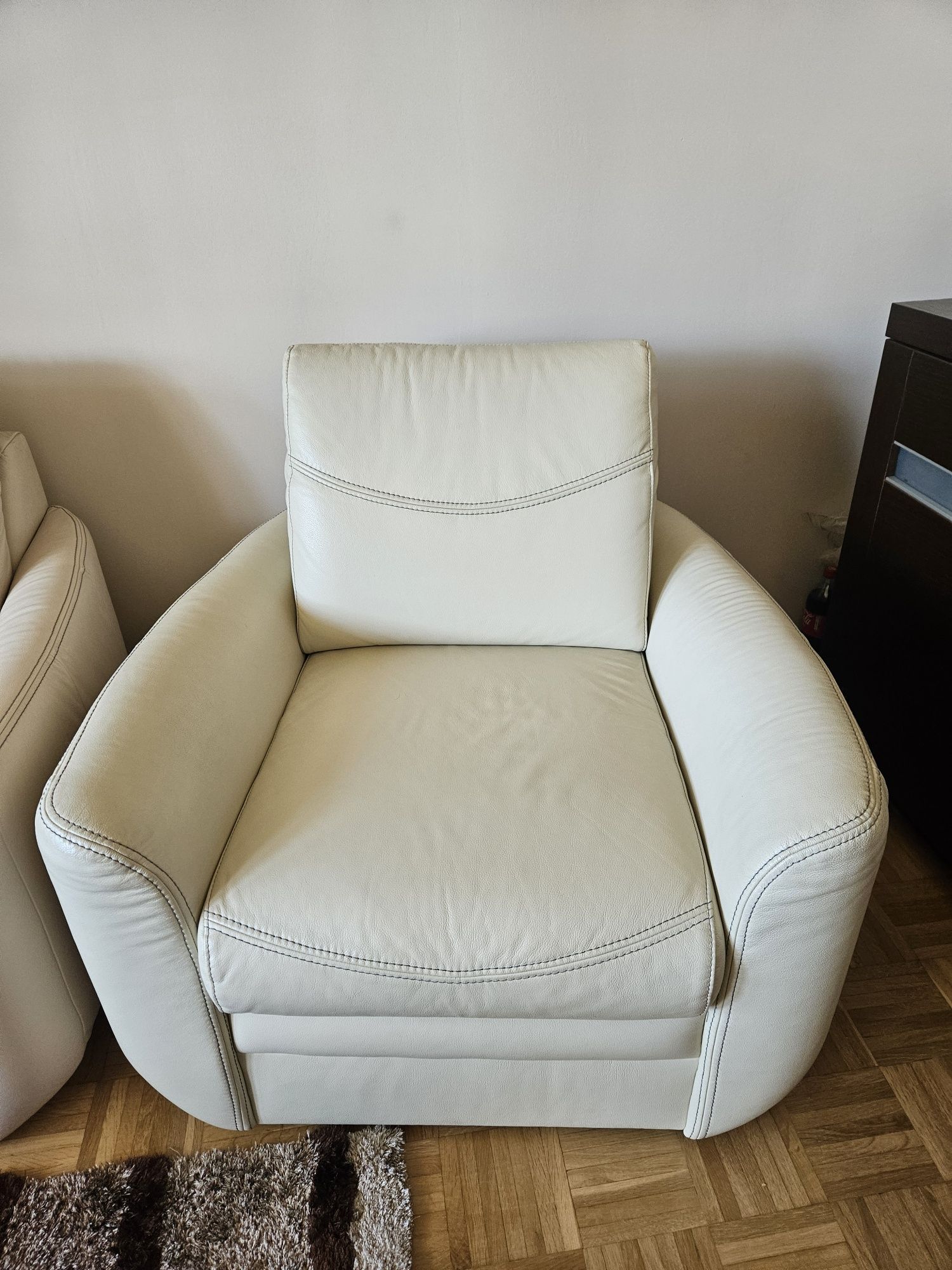 Wypoczynek skórzany kremowy kanapa i fotel 2+1