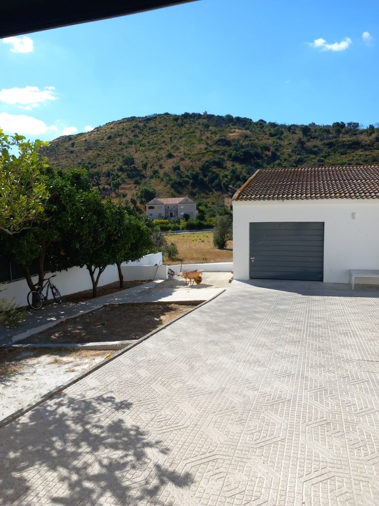 Vende-se T2 - Moradia