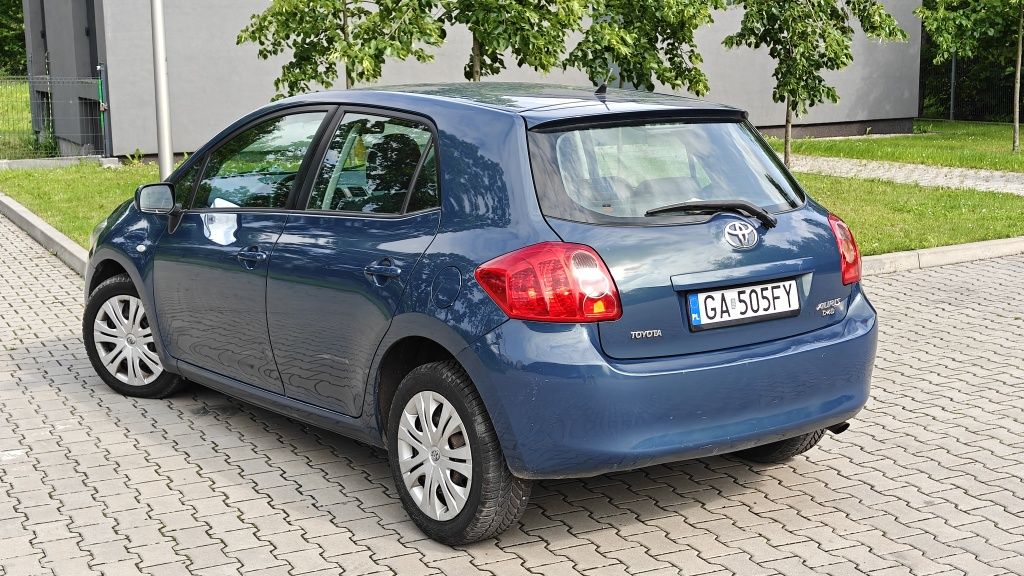 Toyota AURIS 2.0d4d Klima Navi full_elektryka OKAZJA