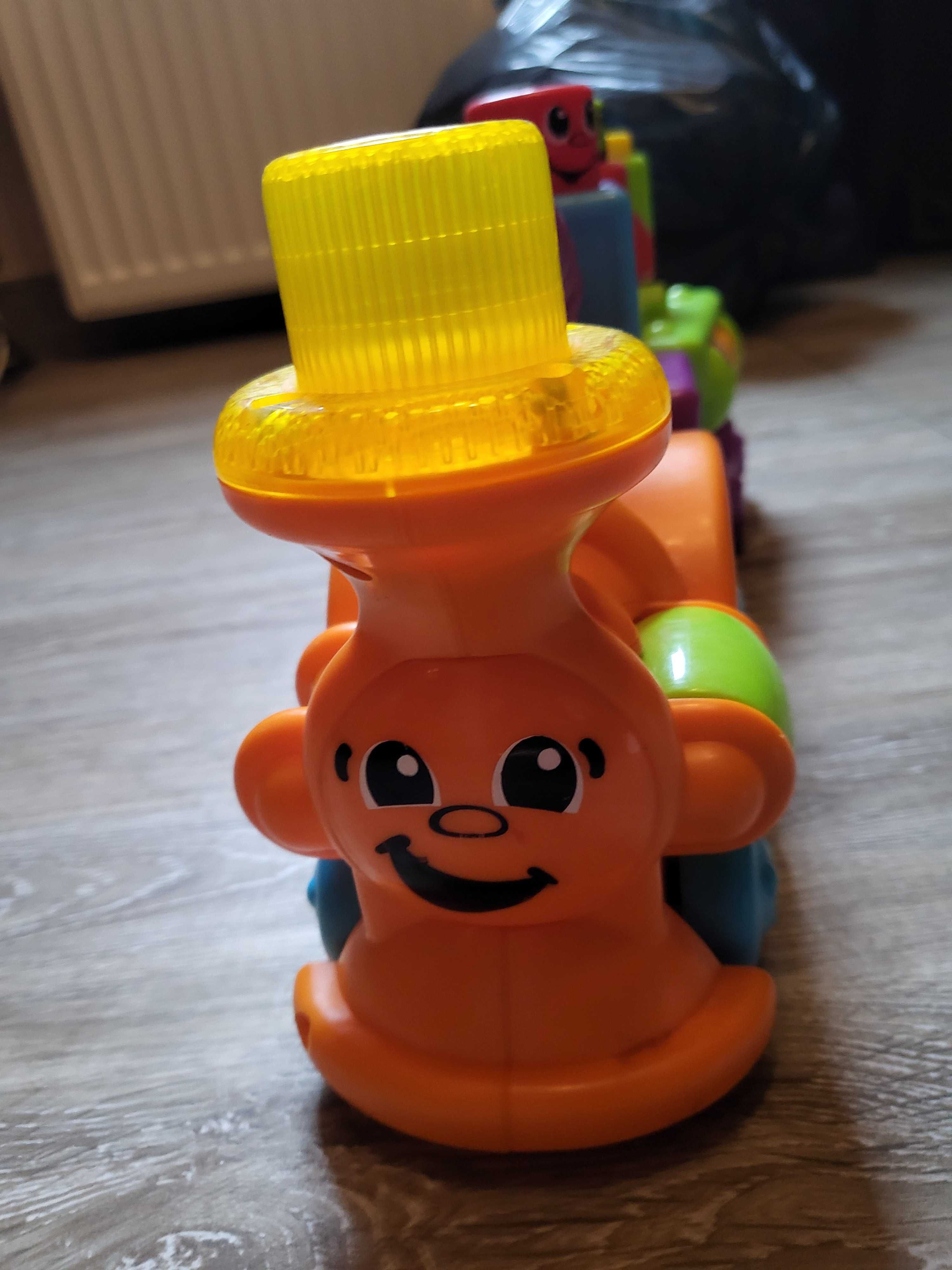 Pociąg fisher price dla niemowlaka