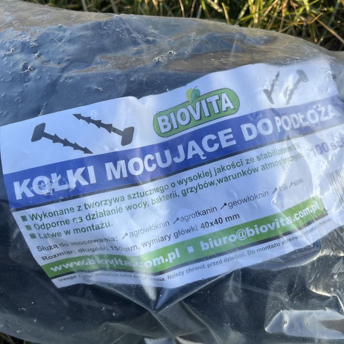 Kołki mocujące szpilki kotwy agrowłokniny folii Biovita 150mm 100 szt.