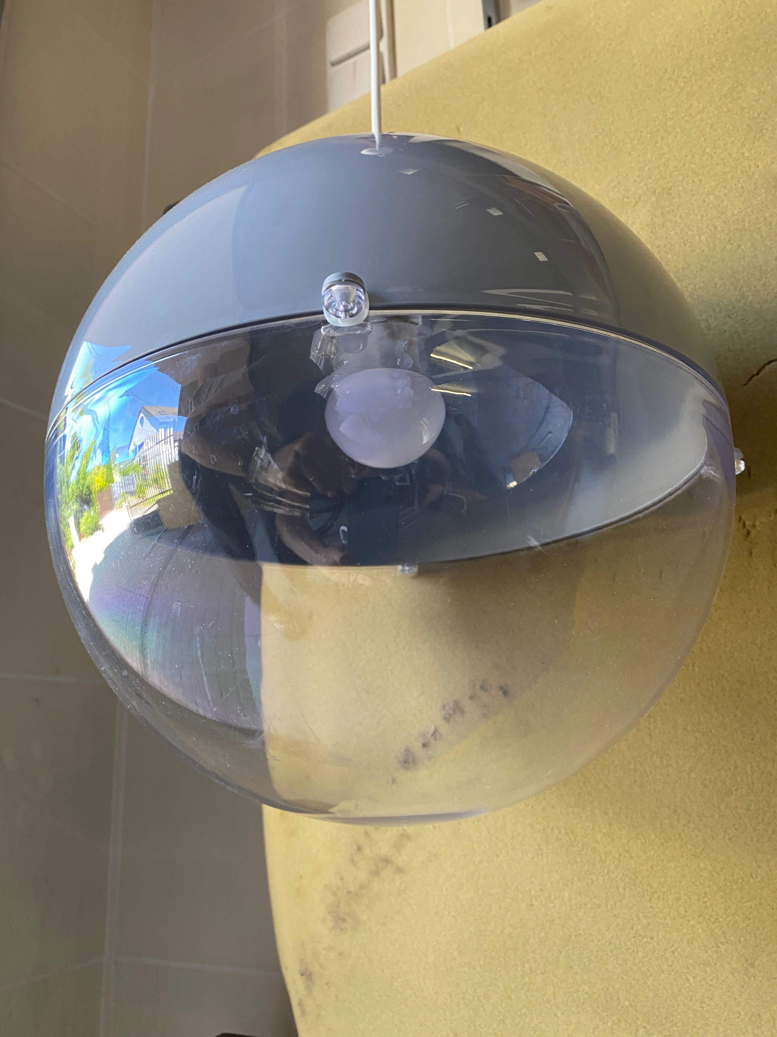 Lampa kula Orion firmy Koziol