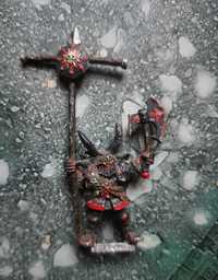 Chaos warrior standard bearer metal warhammer