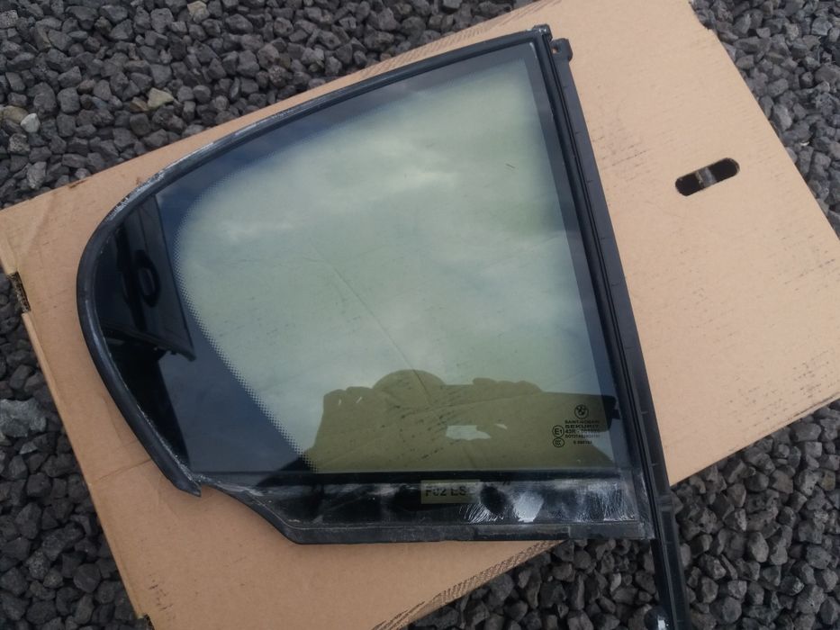 Szyba prawy tył bmw F02 Long Bmw 750 LI