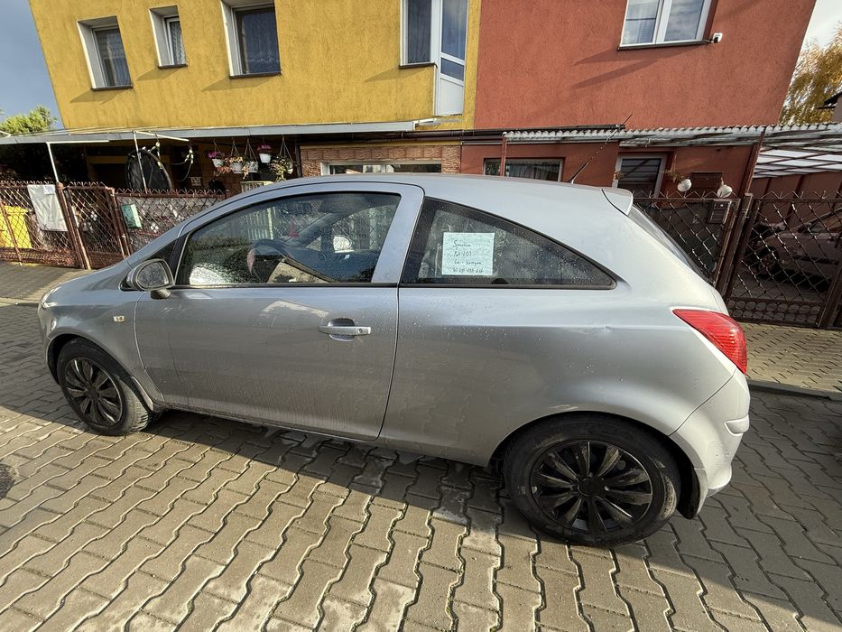 Ekonomiczna Corsa D, stan BDB benzyna+gaz