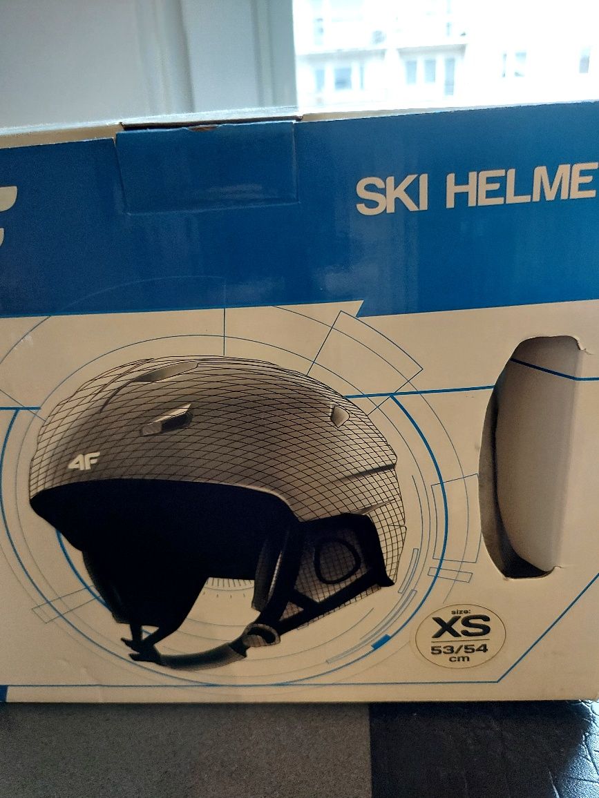 Kask 4f  narciarski