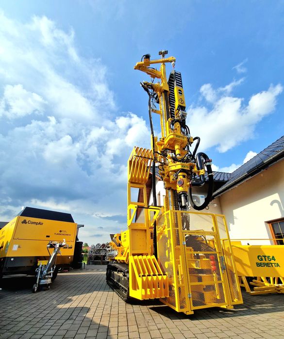 Odwierty Pod Gruntowe Pompy / Studnie Głębinowe / Dolny Młotek