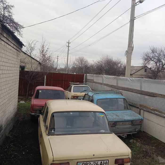 Продам пять авто ВАЗ