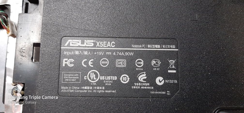 Нижние части корпуса ноутбука Asus