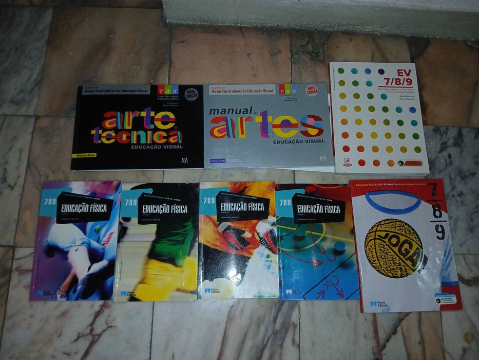Manuais Escolares