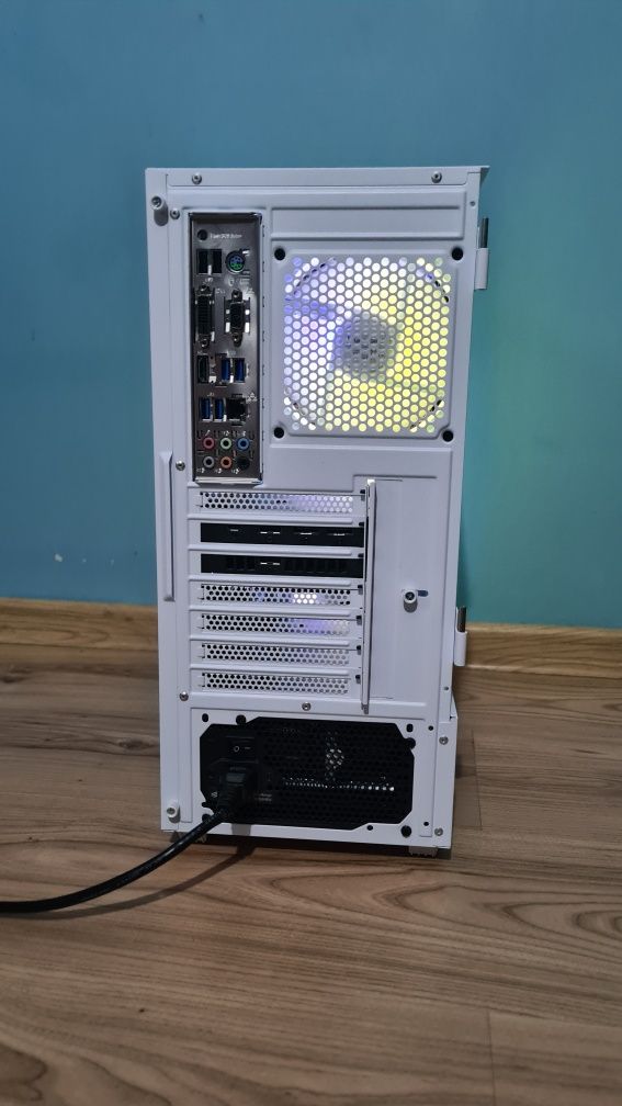 Komputer Gamingowy R5 3600x/RTX2080 Super/24GB/1TB aRGB