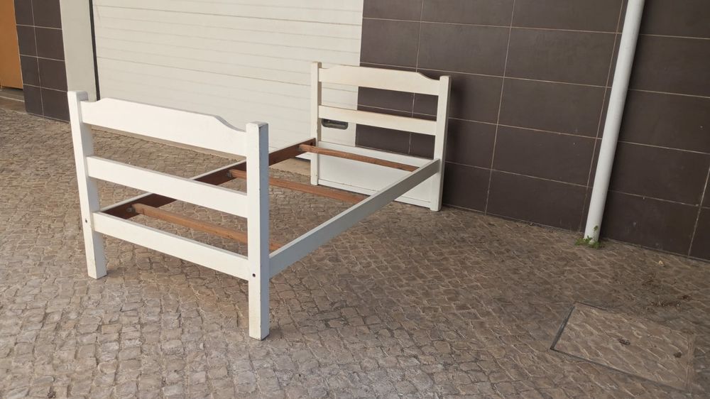 Cama  Solteiro madeira branca 195x98