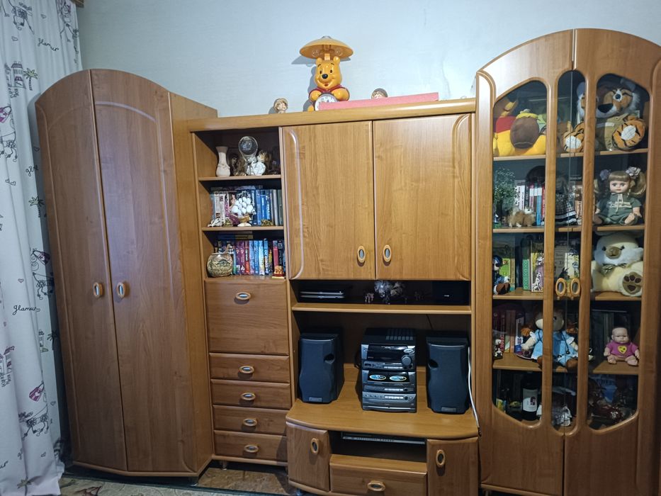 Стенка в зал или детскую