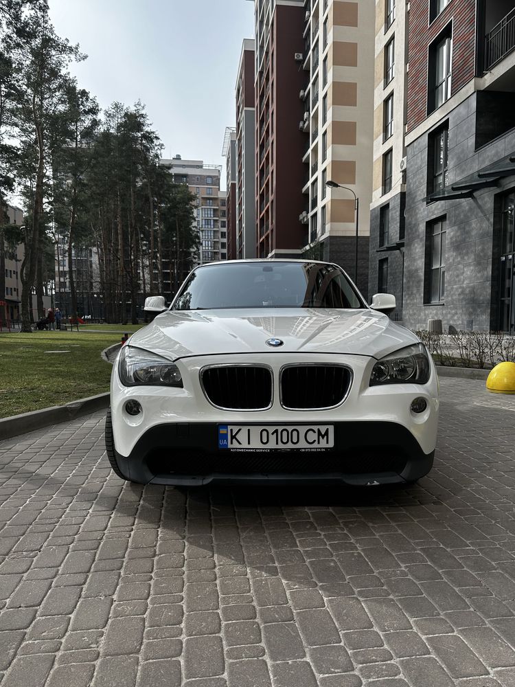 BMW X1 авто машина автомобіль