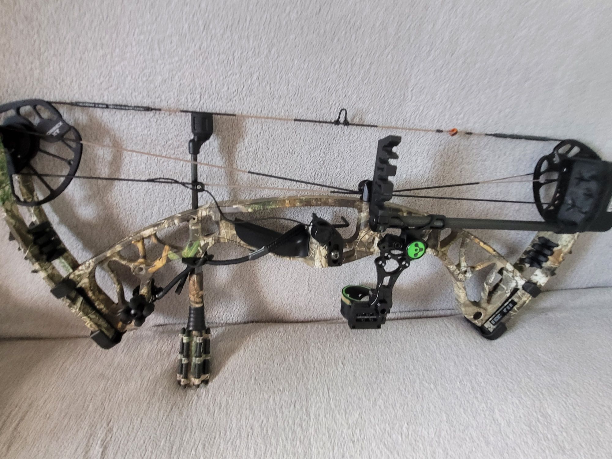 Luk bloczkowy. Hoyt Torrex XT. 70 #. RH.  Gwaran