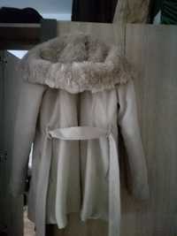 MOHITO Zimowy płaszcz! Kremowy/beżowy