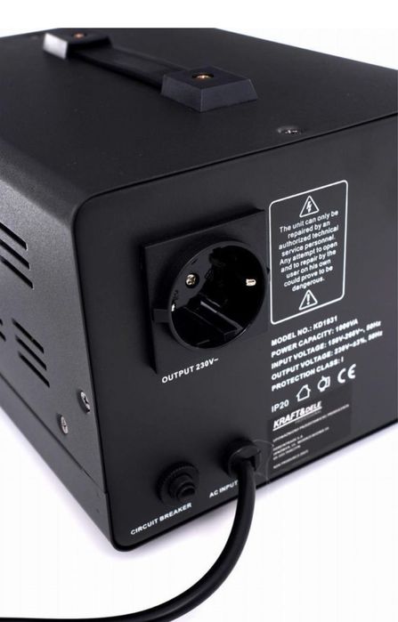 ПОЛЬСЬКИЙ! Стабілізатор напруги AVR 1000VA. Стабилизатор напряжения.