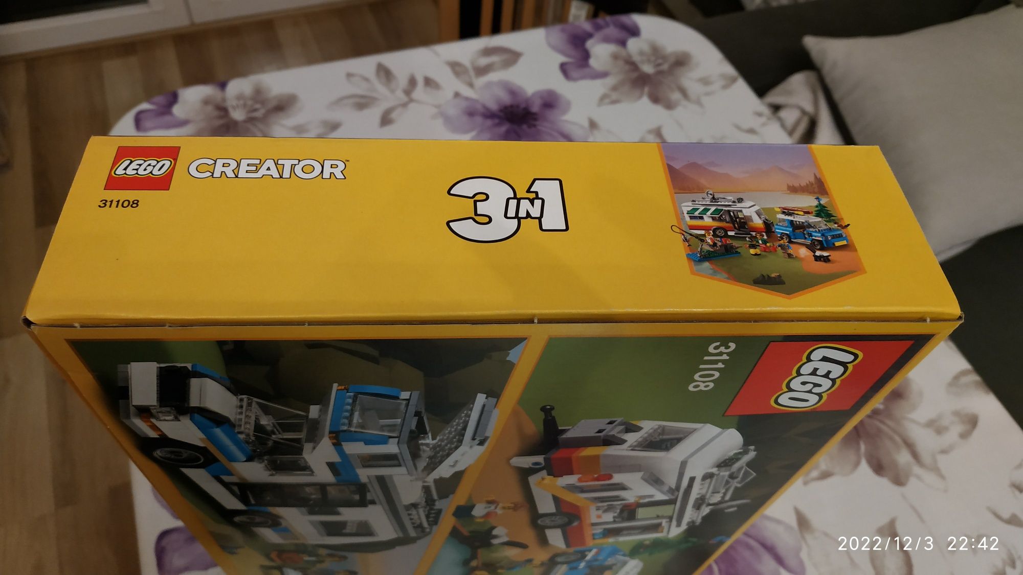 LEGO 31108 Wakacyjny kamper 3w1