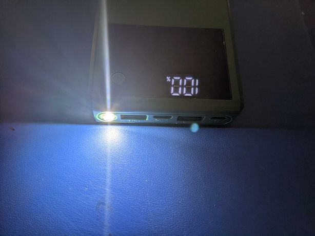 Kopnyc Power Bank LCD
10*18650 2*USB 5V 3.7A