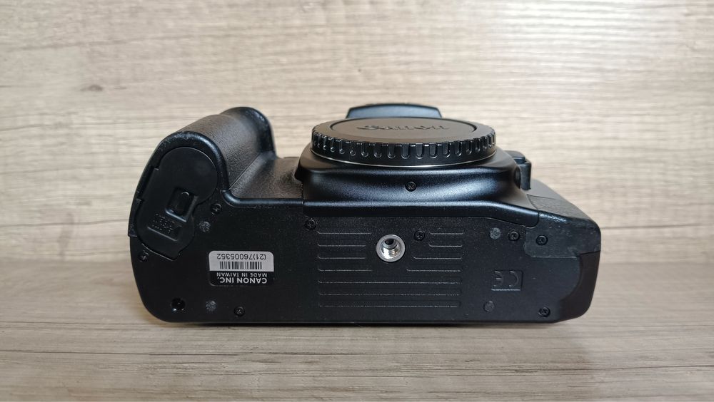 Плівкова камера Canon Elan 7