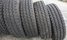Шини 295/80 R22.5 , резина близька до нової