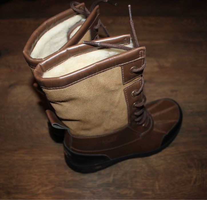 Ботинки дутики UGG 34 размер