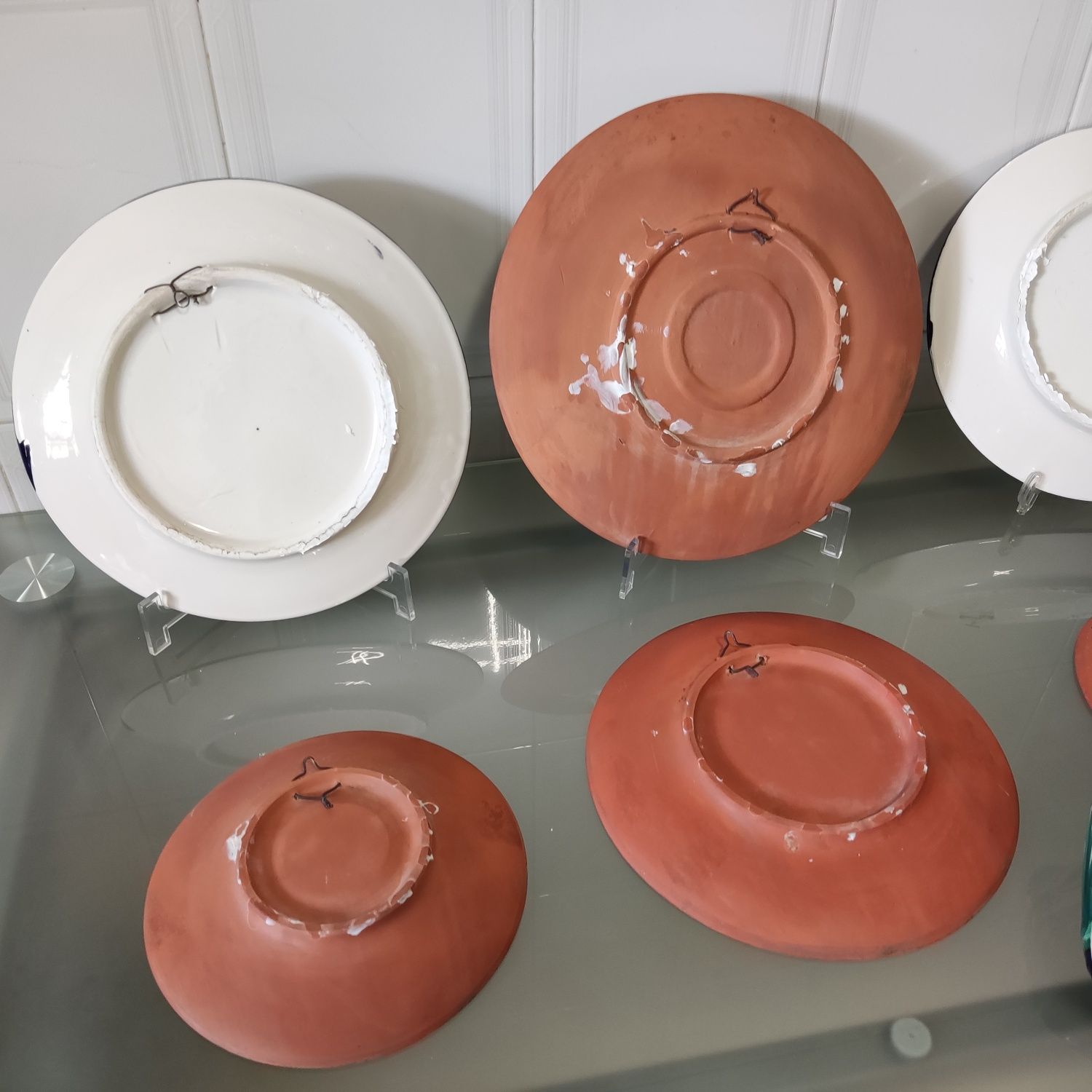 Conjunto de cerâmica / pratos pintados à mão - Manises, Espanha