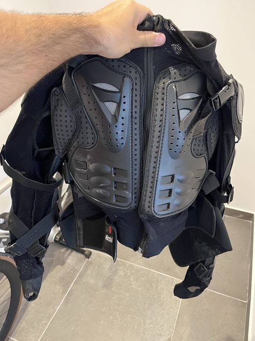 Colete Enduro usado 2/3 vezes (como novo)
