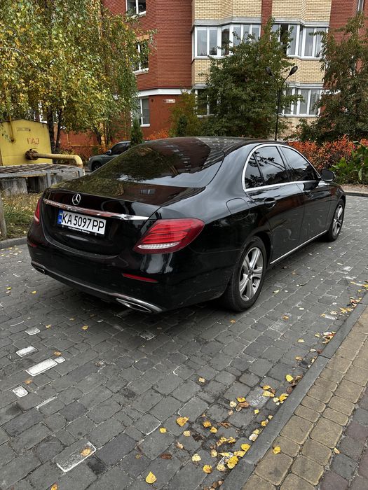 Оренда/аренда Mercedes-Benz E200 2018 рік