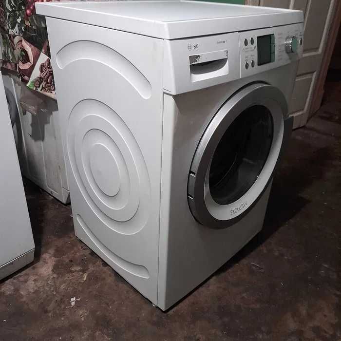 Продам машинку стиральну Bosch,