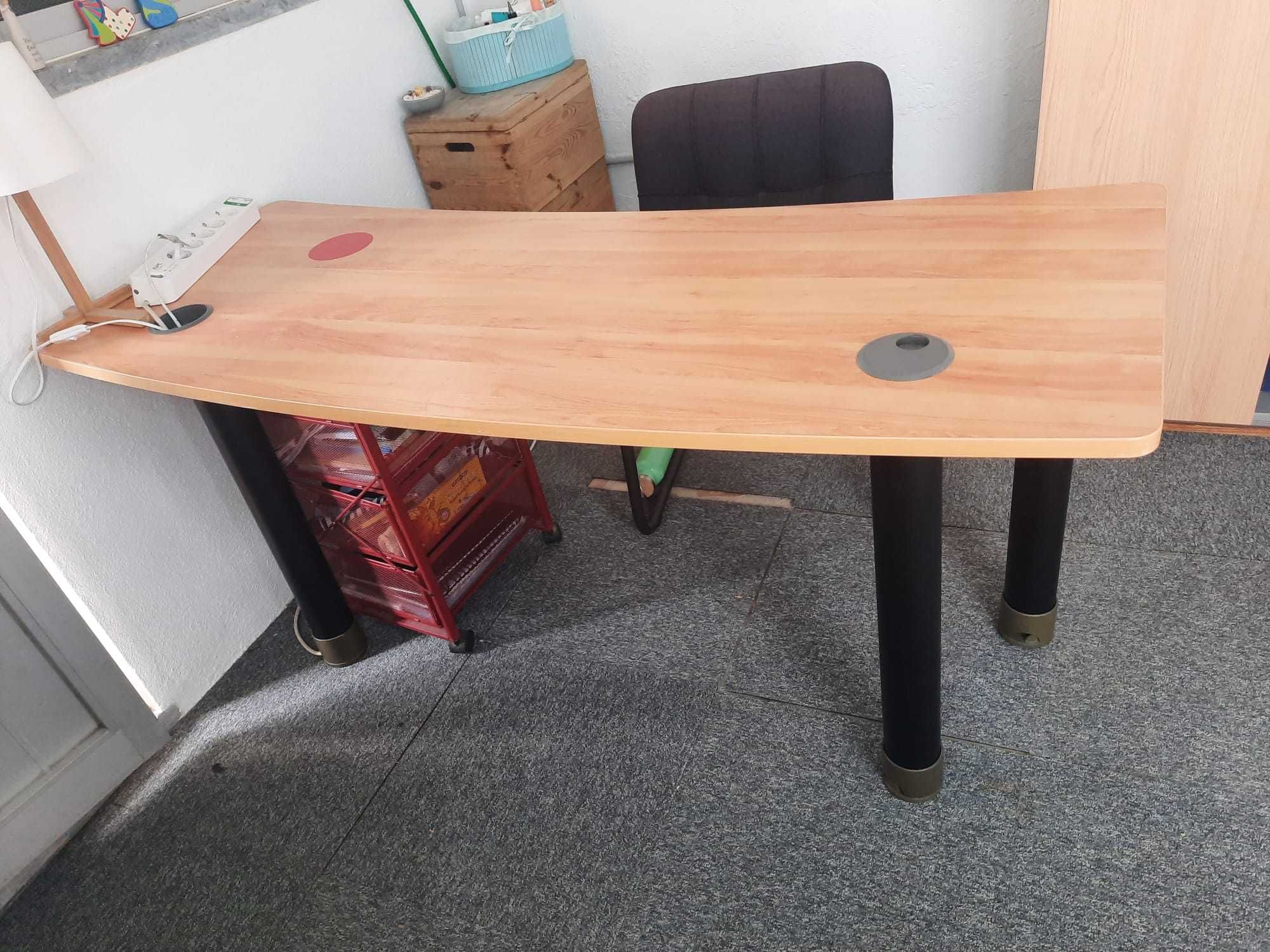Mesa de escritório
