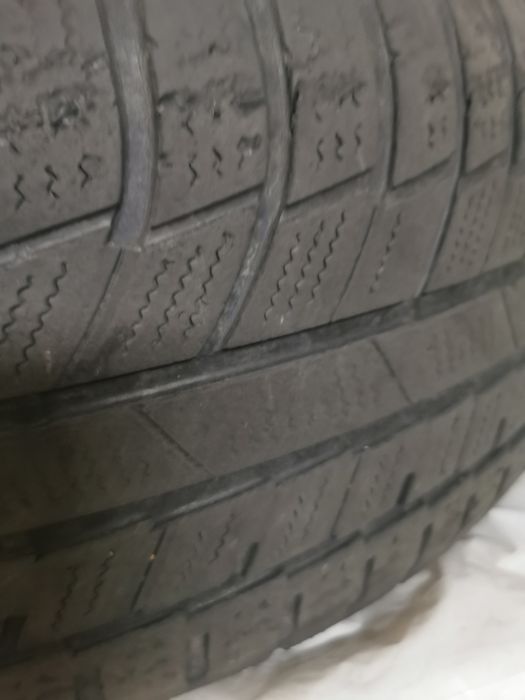 Koła Subaru z oponami zimowymi 18