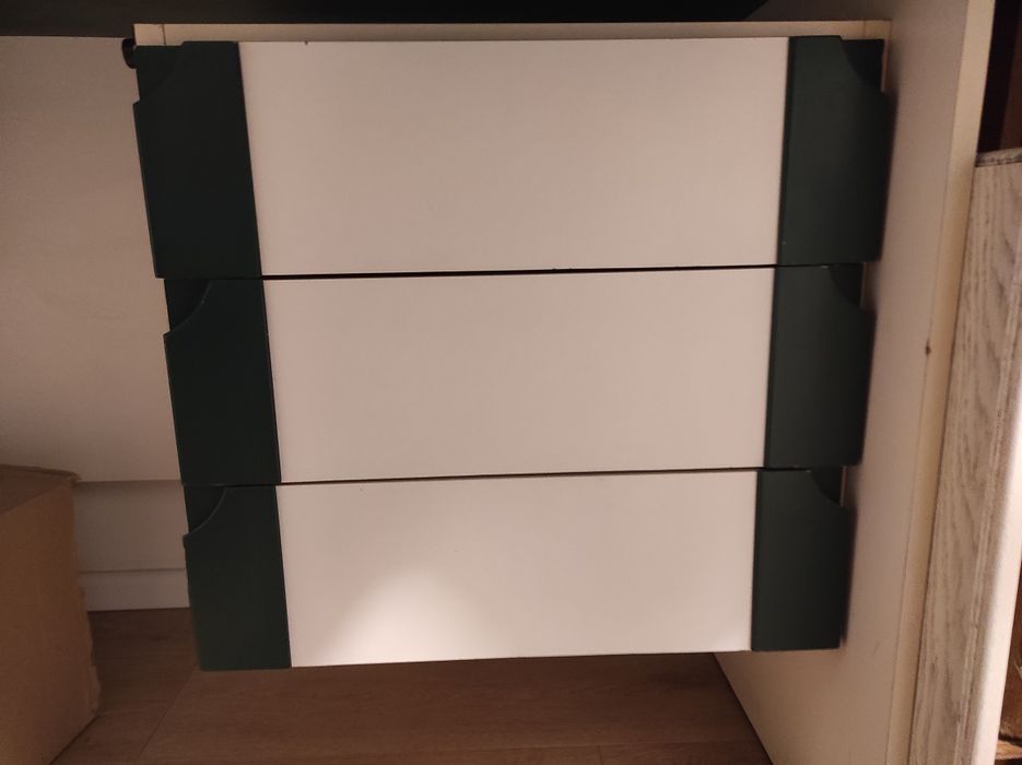 Rozkręcone, kompletne biurko białe z 3 szufladami 55x120cm