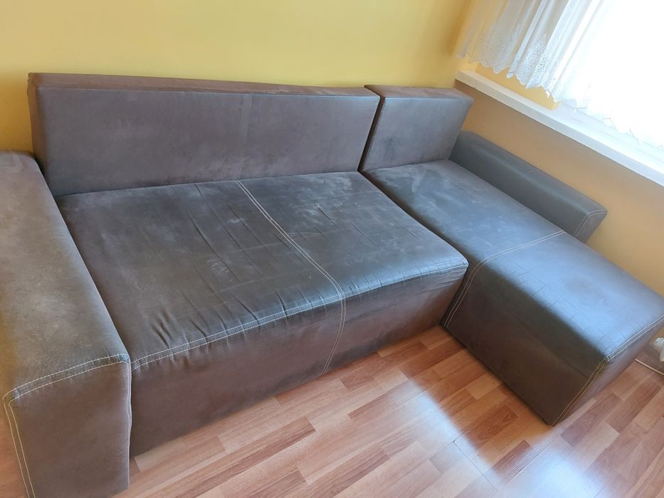 Narożnik że skóry z funkcją spania -dl całkowita 240cm