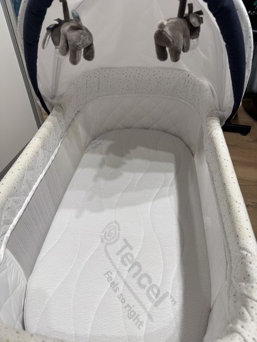 Kołyska, dostawka z bardzo dobrym materacykiem