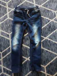 Spodnie jeansowe chłopięce rozm. 116