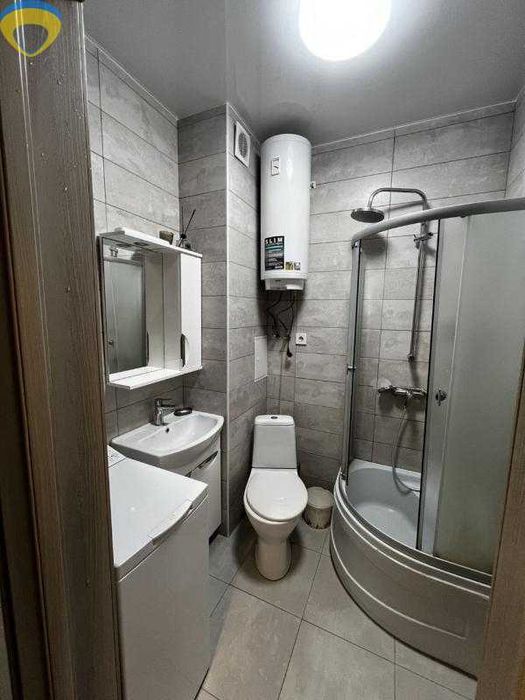 Квартира з ремонтом та краєвидом моря в новому будинку.