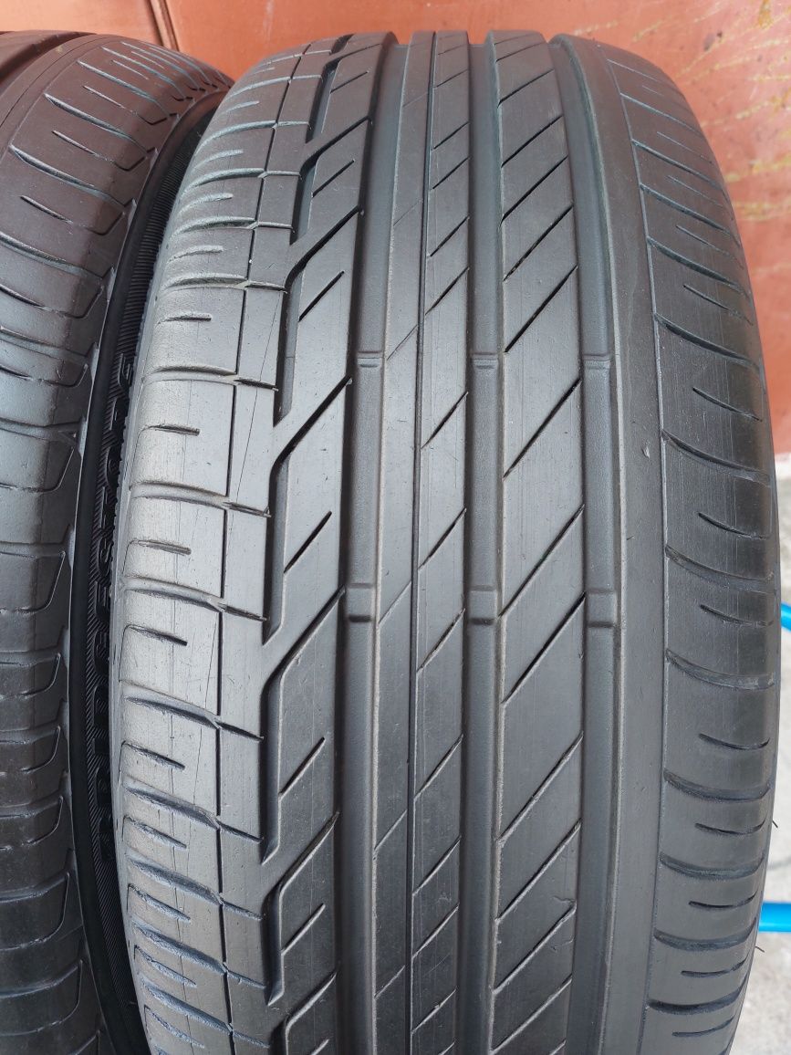 225/45/19 R19 Bridgestone Turanza T001 4шт ціна за 1шт літо шини