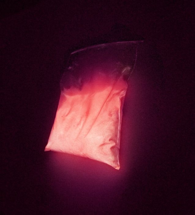 Люминофор ТАТ 33 - 50 грамм для 300 мл светящейся краски