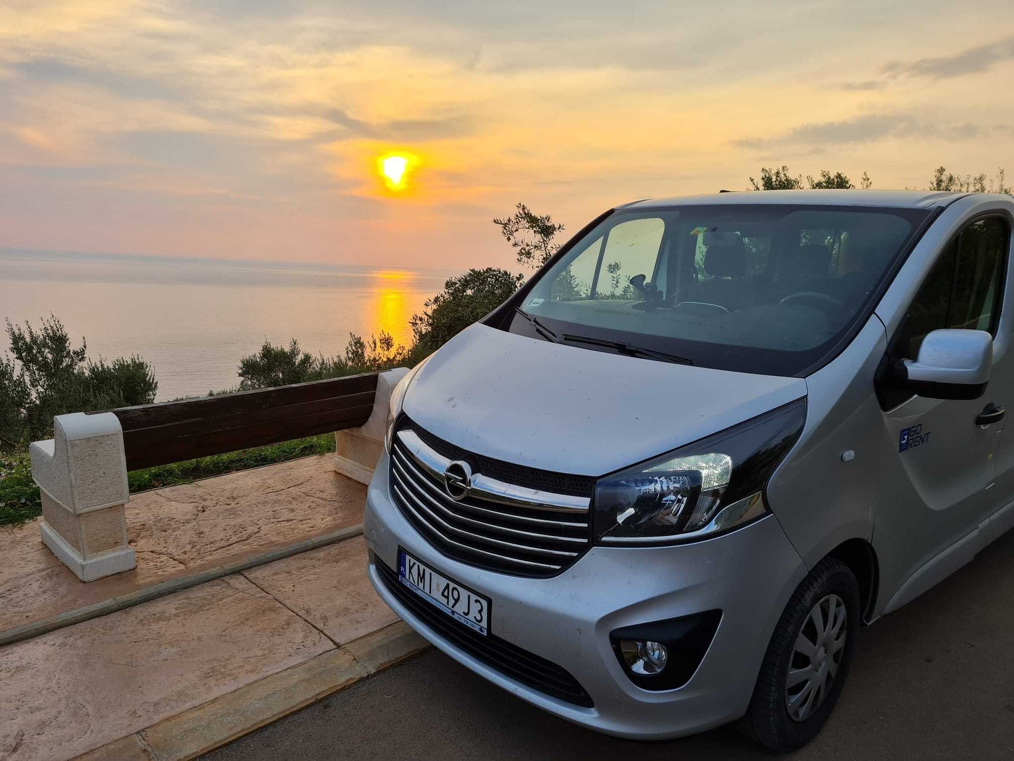 Wynajem busa 9-osobowego Opel Vivaro!! Winiety !! Wolne wakacje !!