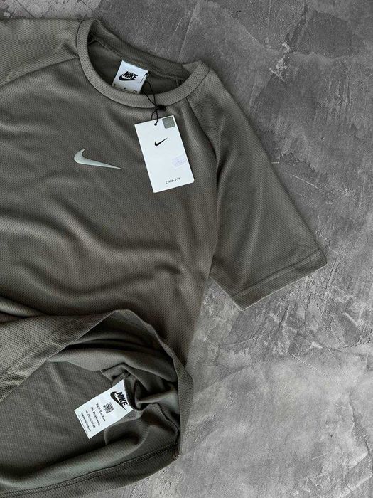 Футболка Nike Premium компресійна з qr-code та біркою i57/GH616