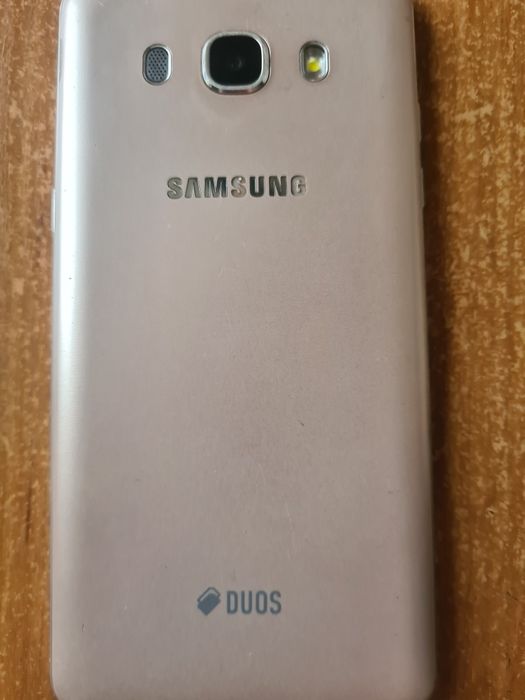 Смартфон Samsung galaxy J5(2016)