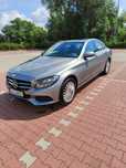Ładny zadbany prywatny Mercedes w 205