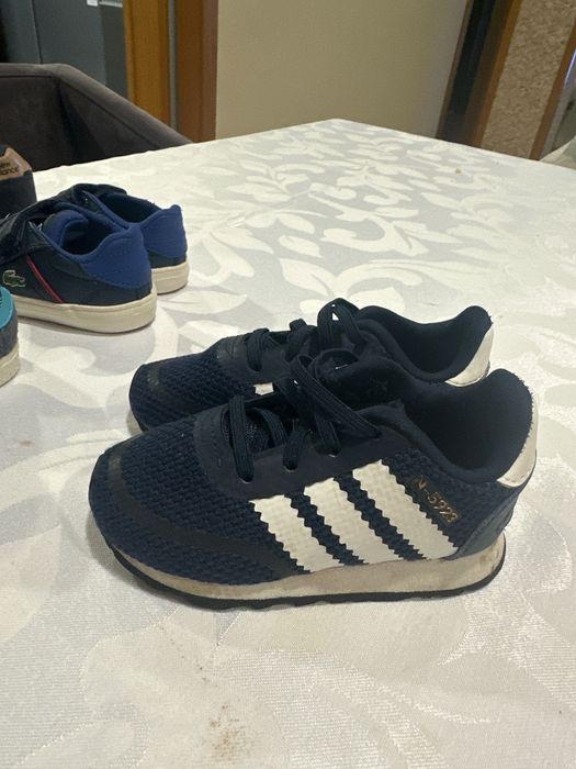 Sapatilhas de Bebê Confortáveis e Estilosas