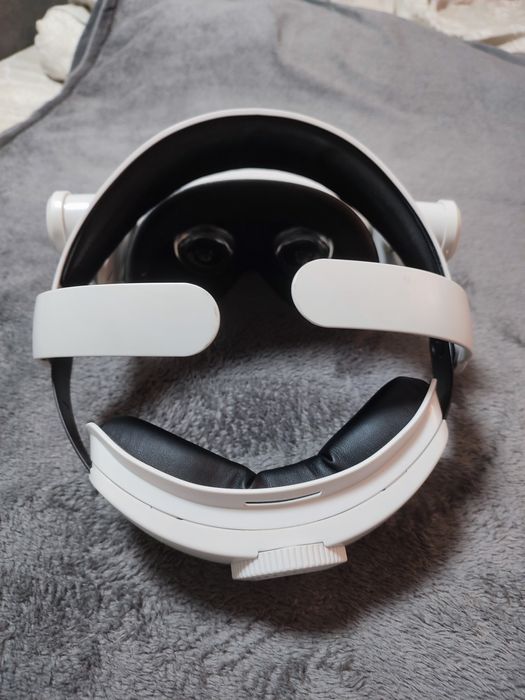 Шлем виртуальной реальности Oculus quest 2 на 256 гигабайт