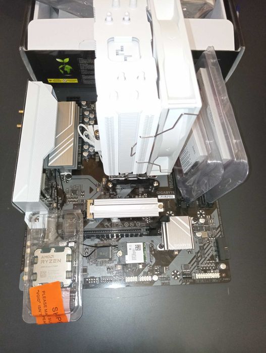 Gigabyte B650M GAMING WIFI AM5, AMD Ryzen 5 7500f, Deepcool комплект
