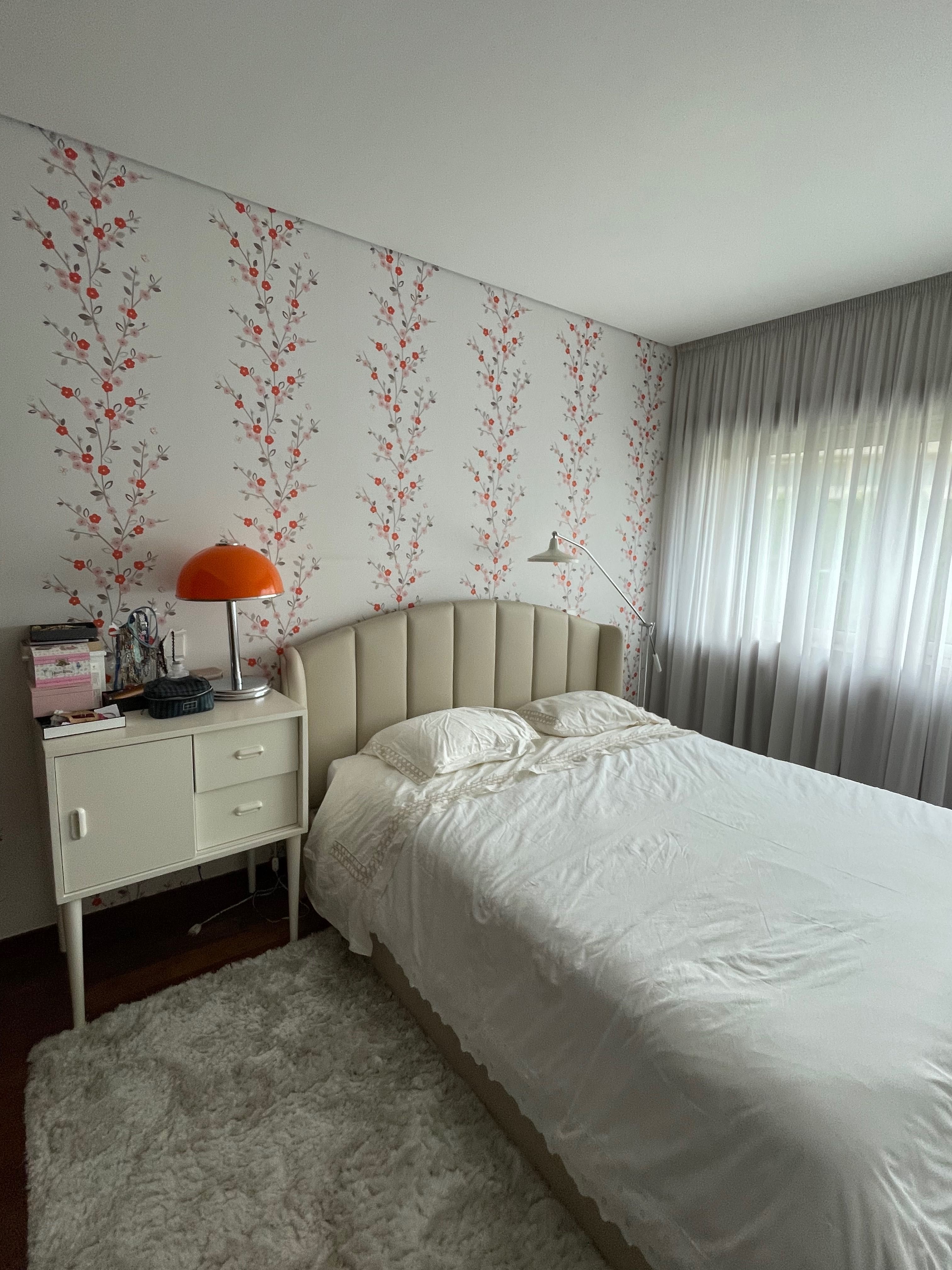 Cama nova de alta qualidade quase nova
