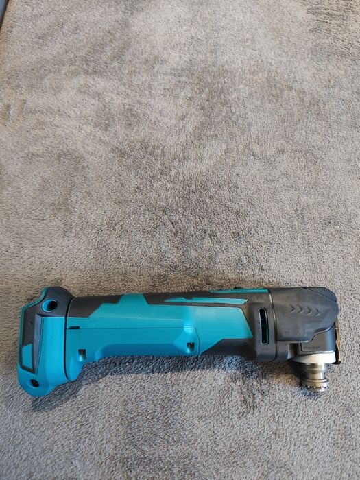 Narzędzie wielofunkcyjne Makita DTM51 Akumulatorowe