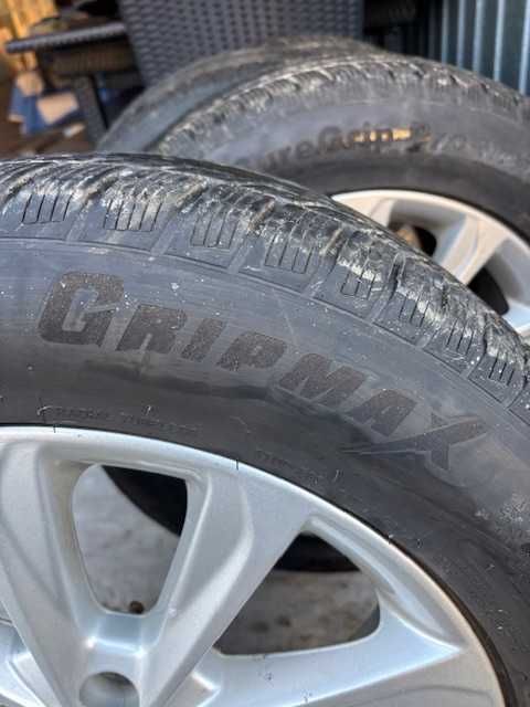 Felgi z oponami zimowymi Ford 205/55 R17
