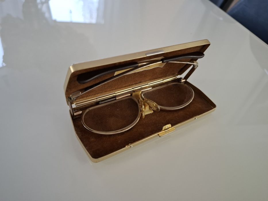 Stare okulary kolekcjonerskie